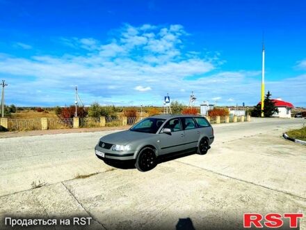 Фольксваген Пассат 2000 в Новомосковске на Automoto.ua Фольксваген Пассат, объемом двигателя 1.9 л и пробегом 380 тыс. км за 1899 $, фото 1 на Automoto.ua