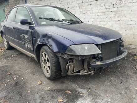 Фольксваген Пассат 2001 у Синельниковом на Automoto.ua Фольксваген Пассат, об'ємом двигуна 0 л та пробігом 200 тис. км за 741 $, фото 1 на Automoto.ua