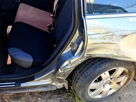 Фольксваген Пассат 2004 в Бородянке на Automoto.ua Фольксваген Пассат, объемом двигателя 1.9 л и пробегом 0 тыс. км за 2500 $, фото 1 на Automoto.ua