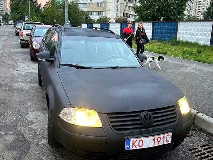 Фольксваген Пассат 2005 в Киеве на Automoto.ua Фольксваген Пассат, объемом двигателя 1.9 л и пробегом 250 тыс. км за 1850 $, фото 1 на Automoto.ua