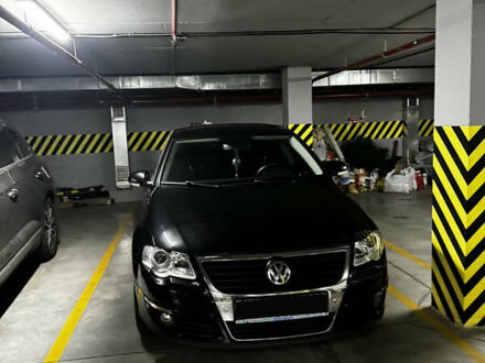 Фольксваген Пассат, объемом двигателя 2 л и пробегом 160 тыс. км за 8000 $, фото 1 на Automoto.ua