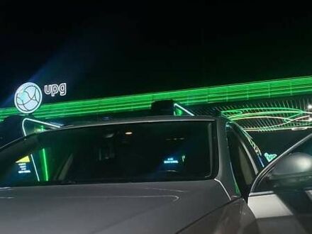 Фольксваген Пассат, объемом двигателя 1.8 л и пробегом 250 тыс. км за 7500 $, фото 1 на Automoto.ua