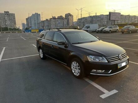 Фольксваген Пассат 2012 у Києві на Automoto.ua Фольксваген Пассат, об'ємом двигуна 1.98 л та пробігом 369 тис. км за 9950 $, фото 1 на Automoto.ua