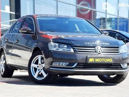 Фольксваген Пассат, объемом двигателя 1.8 л и пробегом 180 тыс. км за 9800 $, фото 1 на Automoto.ua