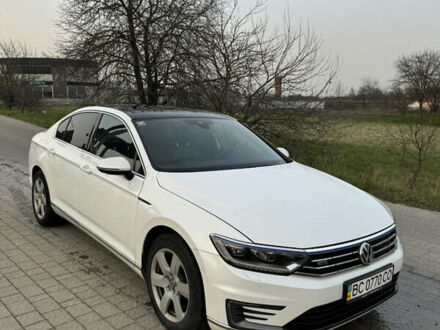 Фольксваген Пассат 2015 в Львове на Automoto.ua Фольксваген Пассат, объемом двигателя 1.4 л и пробегом 230 тыс. км за 17700 $, фото 1 на Automoto.ua