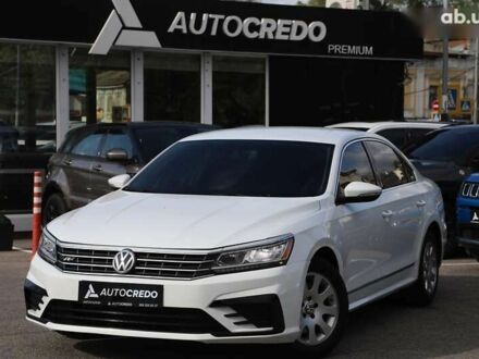 Фольксваген Пассат, объемом двигателя 1.8 л и пробегом 103 тыс. км за 12000 $, фото 1 на Automoto.ua