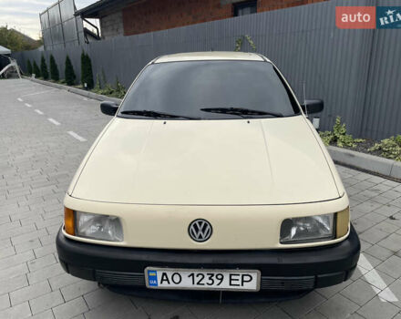 Жовтий Фольксваген Пассат, об'ємом двигуна 1.9 л та пробігом 500 тис. км за 1400 $, фото 5 на Automoto.ua