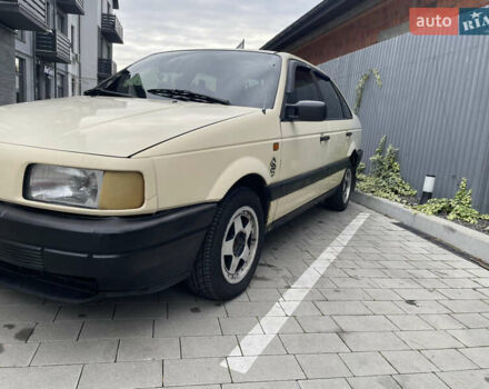 Жовтий Фольксваген Пассат, об'ємом двигуна 1.9 л та пробігом 500 тис. км за 1400 $, фото 4 на Automoto.ua