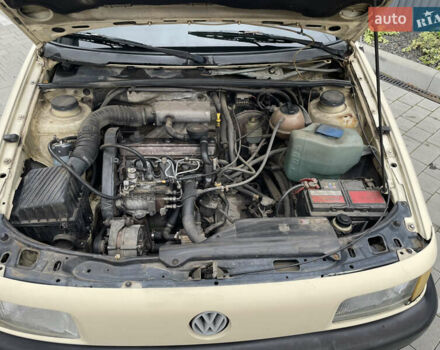 Жовтий Фольксваген Пассат, об'ємом двигуна 1.9 л та пробігом 500 тис. км за 1400 $, фото 29 на Automoto.ua