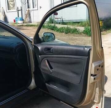 Жовтий Фольксваген Пассат, об'ємом двигуна 1.9 л та пробігом 389 тис. км за 3800 $, фото 11 на Automoto.ua