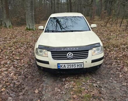 Желтый Фольксваген Пассат, объемом двигателя 1.9 л и пробегом 385 тыс. км за 4000 $, фото 16 на Automoto.ua