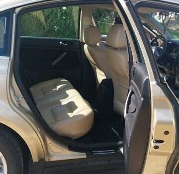 Жовтий Фольксваген Пассат, об'ємом двигуна 1.9 л та пробігом 389 тис. км за 3800 $, фото 4 на Automoto.ua