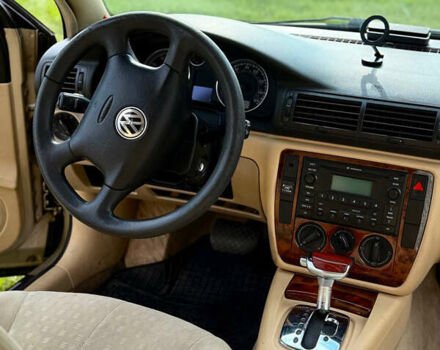 Желтый Фольксваген Пассат, объемом двигателя 2.77 л и пробегом 440 тыс. км за 3500 $, фото 7 на Automoto.ua