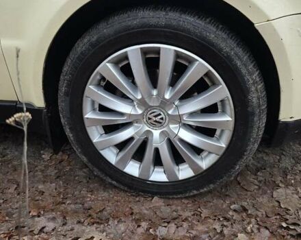 Желтый Фольксваген Пассат, объемом двигателя 1.9 л и пробегом 385 тыс. км за 4000 $, фото 17 на Automoto.ua