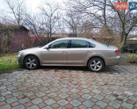 Желтый Фольксваген Пассат, объемом двигателя 1.8 л и пробегом 160 тыс. км за 10500 $, фото 5 на Automoto.ua