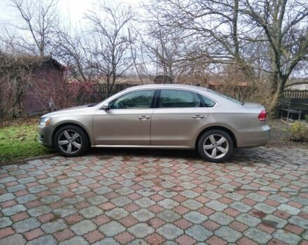 Желтый Фольксваген Пассат, объемом двигателя 1.8 л и пробегом 160 тыс. км за 10500 $, фото 5 на Automoto.ua