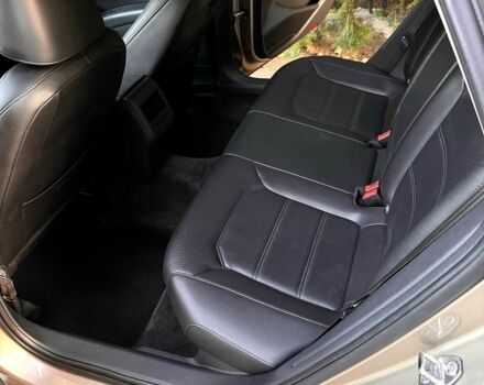 Желтый Фольксваген Пассат, объемом двигателя 1.8 л и пробегом 238 тыс. км за 10900 $, фото 4 на Automoto.ua