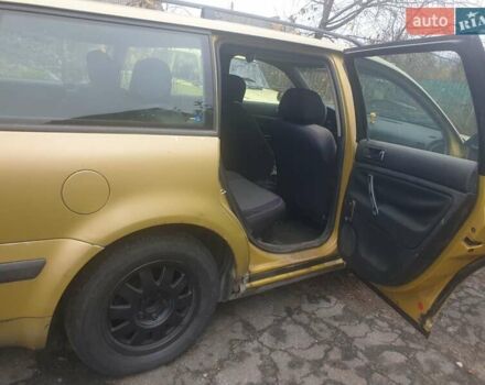 Жовтий Фольксваген Пассат, об'ємом двигуна 1.9 л та пробігом 670 тис. км за 2500 $, фото 22 на Automoto.ua