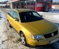 Жовтий Фольксваген Пассат, об'ємом двигуна 2.5 л та пробігом 380 тис. км за 3200 $, фото 1 на Automoto.ua