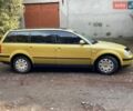 Желтый Фольксваген Пассат, объемом двигателя 1.78 л и пробегом 326 тыс. км за 3800 $, фото 1 на Automoto.ua