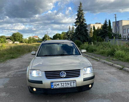Желтый Фольксваген Пассат, объемом двигателя 1.6 л и пробегом 206 тыс. км за 4200 $, фото 11 на Automoto.ua