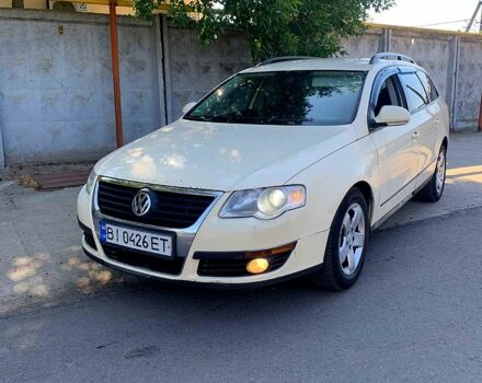 Желтый Фольксваген Пассат, объемом двигателя 2 л и пробегом 350 тыс. км за 3550 $, фото 1 на Automoto.ua