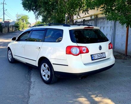 Желтый Фольксваген Пассат, объемом двигателя 2 л и пробегом 350 тыс. км за 3550 $, фото 3 на Automoto.ua