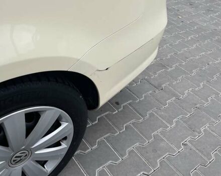 Желтый Фольксваген Пассат, объемом двигателя 1.97 л и пробегом 381 тыс. км за 8500 $, фото 4 на Automoto.ua