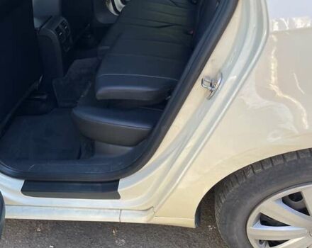 Желтый Фольксваген Пассат, объемом двигателя 1.97 л и пробегом 381 тыс. км за 8500 $, фото 26 на Automoto.ua