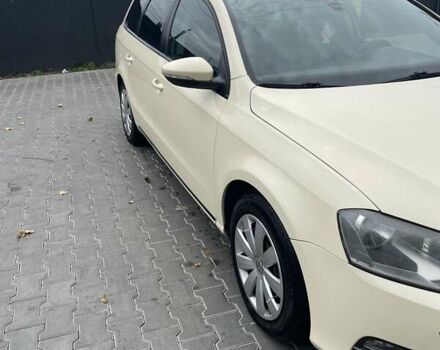 Желтый Фольксваген Пассат, объемом двигателя 1.97 л и пробегом 381 тыс. км за 8500 $, фото 9 на Automoto.ua