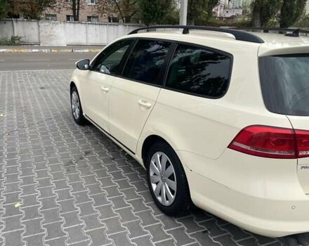 Желтый Фольксваген Пассат, объемом двигателя 1.97 л и пробегом 381 тыс. км за 8500 $, фото 12 на Automoto.ua