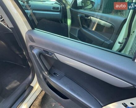 Желтый Фольксваген Пассат, объемом двигателя 1.97 л и пробегом 381 тыс. км за 8500 $, фото 28 на Automoto.ua