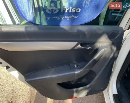 Желтый Фольксваген Пассат, объемом двигателя 1.97 л и пробегом 381 тыс. км за 8500 $, фото 25 на Automoto.ua