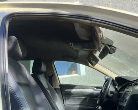 Жовтий Фольксваген Пассат, об'ємом двигуна 1.97 л та пробігом 276 тис. км за 3999 $, фото 8 на Automoto.ua