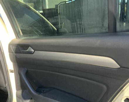 Жовтий Фольксваген Пассат, об'ємом двигуна 1.97 л та пробігом 276 тис. км за 3999 $, фото 3 на Automoto.ua