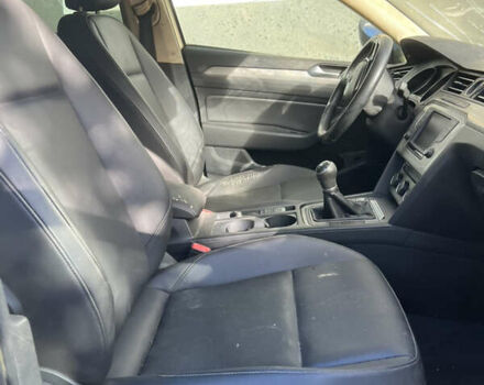 Жовтий Фольксваген Пассат, об'ємом двигуна 1.97 л та пробігом 276 тис. км за 3999 $, фото 7 на Automoto.ua