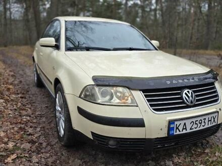 Желтый Фольксваген Пассат, объемом двигателя 1.9 л и пробегом 385 тыс. км за 4000 $, фото 1 на Automoto.ua