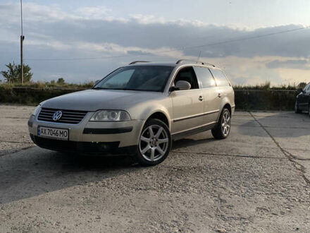 Фольксваген Пассат 2005 в Городке на Automoto.ua Желтый Фольксваген Пассат, объемом двигателя 1.98 л и пробегом 226 тыс. км за 4900 $, фото 1 на Automoto.ua
