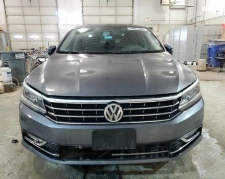 Серый Фольксваген Пассат, объемом двигателя 0 л и пробегом 139 тыс. км за 3700 $, фото 4 на Automoto.ua