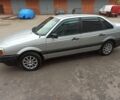 Серый Фольксваген Пассат, объемом двигателя 1.8 л и пробегом 480 тыс. км за 2000 $, фото 1 на Automoto.ua