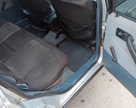 Серый Фольксваген Пассат, объемом двигателя 1.8 л и пробегом 480 тыс. км за 2000 $, фото 11 на Automoto.ua