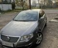 Серый Фольксваген Пассат, объемом двигателя 2 л и пробегом 250 тыс. км за 7000 $, фото 1 на Automoto.ua