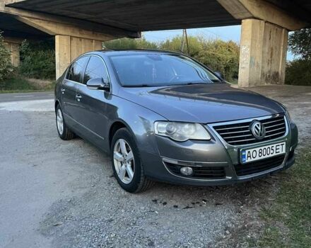 Серый Фольксваген Пассат, объемом двигателя 2 л и пробегом 250 тыс. км за 7000 $, фото 4 на Automoto.ua