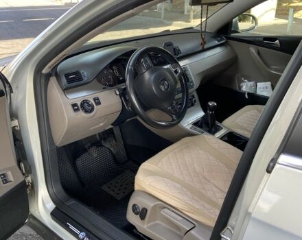 Фольксваген Пассат 2010 в Одессе на Automoto.ua Серый Фольксваген Пассат, объемом двигателя 2 л и пробегом 235 тыс. км за 6200 $, фото 16 на Automoto.ua