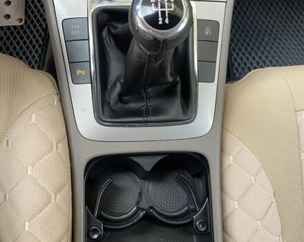 Фольксваген Пассат 2010 в Одессе на Automoto.ua Серый Фольксваген Пассат, объемом двигателя 2 л и пробегом 235 тыс. км за 6200 $, фото 21 на Automoto.ua