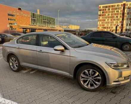 Серый Фольксваген Пассат, объемом двигателя 2 л и пробегом 330 тыс. км за 17777 $, фото 2 на Automoto.ua