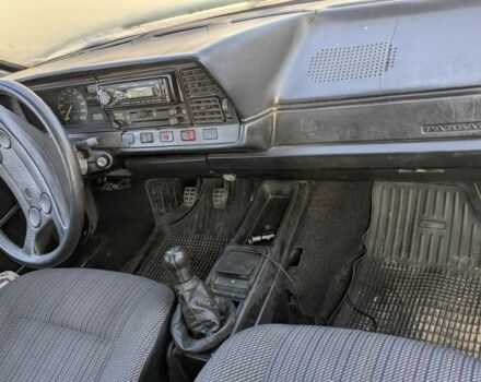 Серый Фольксваген Пассат, объемом двигателя 1.6 л и пробегом 264 тыс. км за 900 $, фото 7 на Automoto.ua