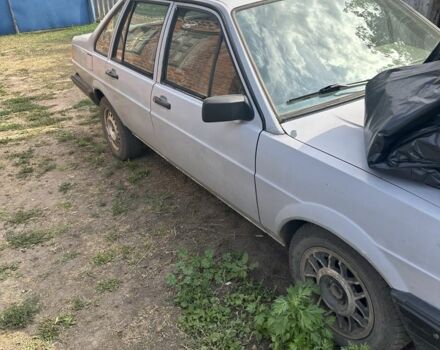 Серый Фольксваген Пассат, объемом двигателя 1.8 л и пробегом 175 тыс. км за 836 $, фото 3 на Automoto.ua