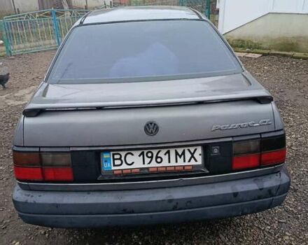 Серый Фольксваген Пассат, объемом двигателя 1.78 л и пробегом 250 тыс. км за 1150 $, фото 3 на Automoto.ua