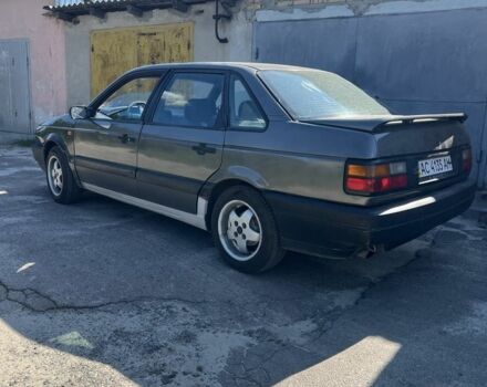 Серый Фольксваген Пассат, объемом двигателя 1.6 л и пробегом 312 тыс. км за 600 $, фото 2 на Automoto.ua